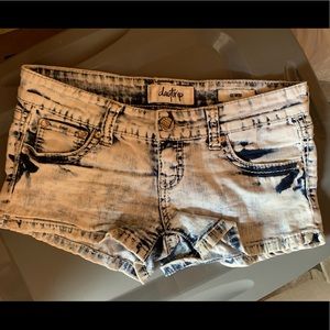 Daytrip Bleached Jean Shorts
